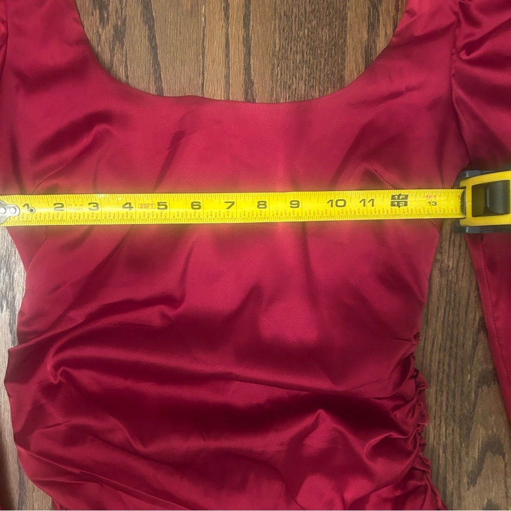 Red Women's Cocktail Bodycon Dress - Picture 4 of 9